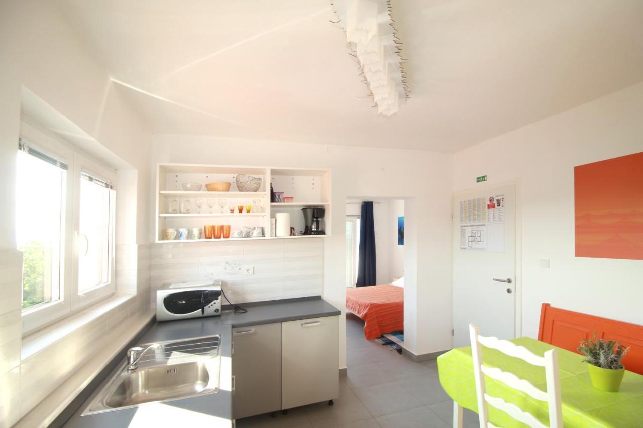 Apartmani Zem, Krk Đảo Krk Ngoại thất bức ảnh
