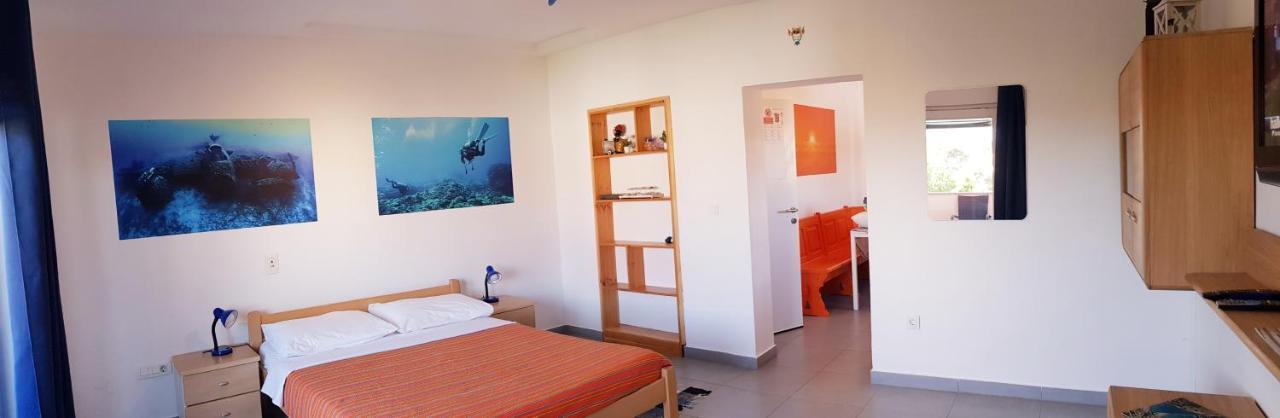 Apartmani Zem, Krk Đảo Krk Ngoại thất bức ảnh
